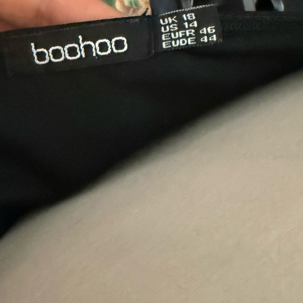 Boohoo Black Faux-Wrap Mini Dress - Picture 6 of 7